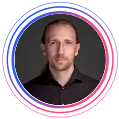 Gynvael Coldwind - keynote speaker cybersecurity Masters & Robots